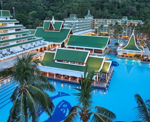 Le Meridien Phuket Beach Resort Thailand - Pools