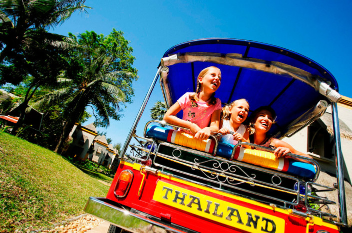 Movenpick—Transfer-in-The-Hotel—Tuk-Tuk