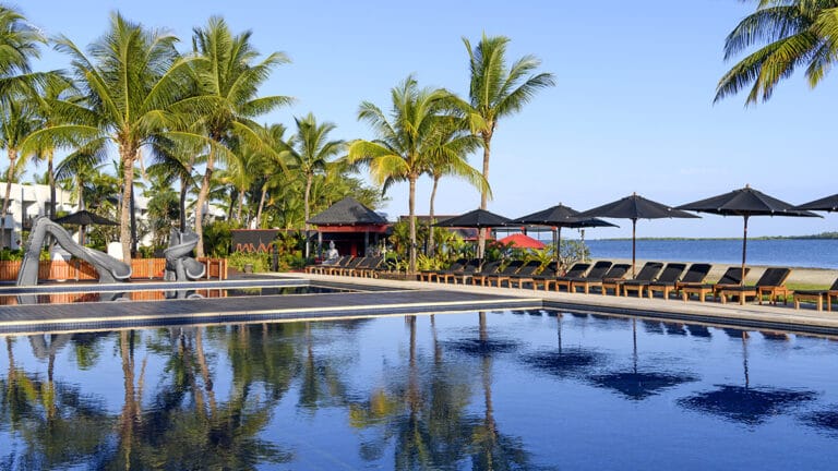 Hilton Fiji Beach Resort & Spa - Pool View