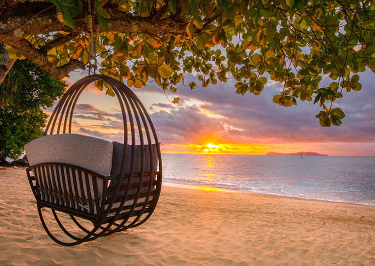 Royal Davui Island - swing