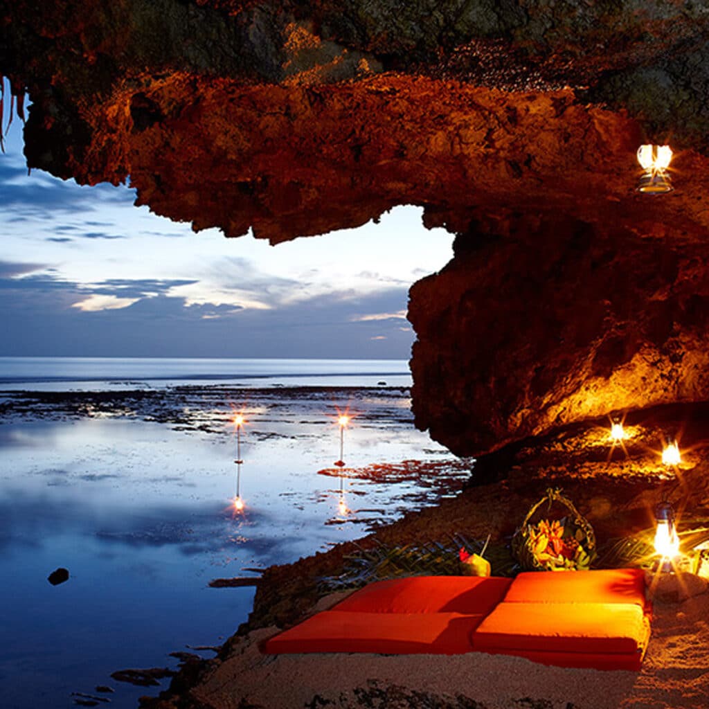 Savasi Private Island - Secluded Cavern Dining Experience