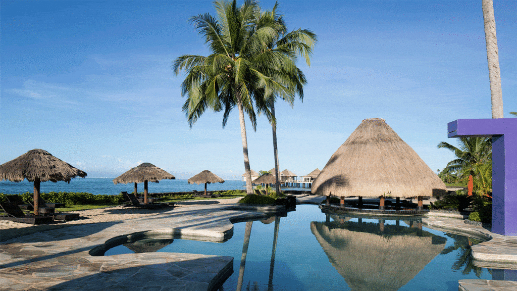Coconuts Beach Club and Spa - Boutique Resort Samoa - Resort Pool
