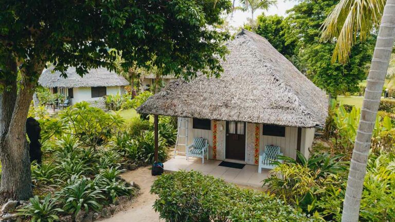 White Grass Ocean Resort - Vanuatu Boutique Resort - bure exterior