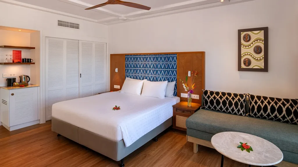 Outrigger Fiji Beach Resort - Resort View Room interior