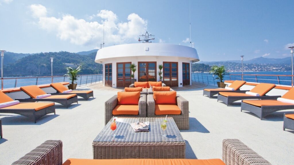 Captain Cook Cruises Caledonian Sky Ship Fiji - Deck Lounge area