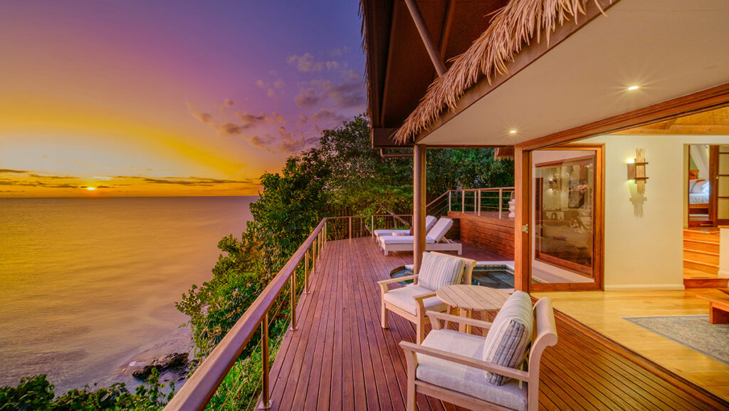 Royal Davui Island - villa 12 sunset