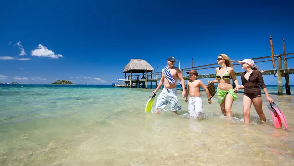 Malolo Island Fiji Malolo Island Fiji - family time