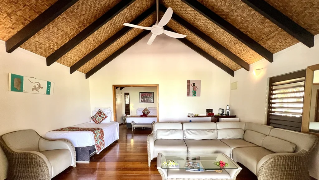 Tamanu Beach - one bedroom beachfront bungalow