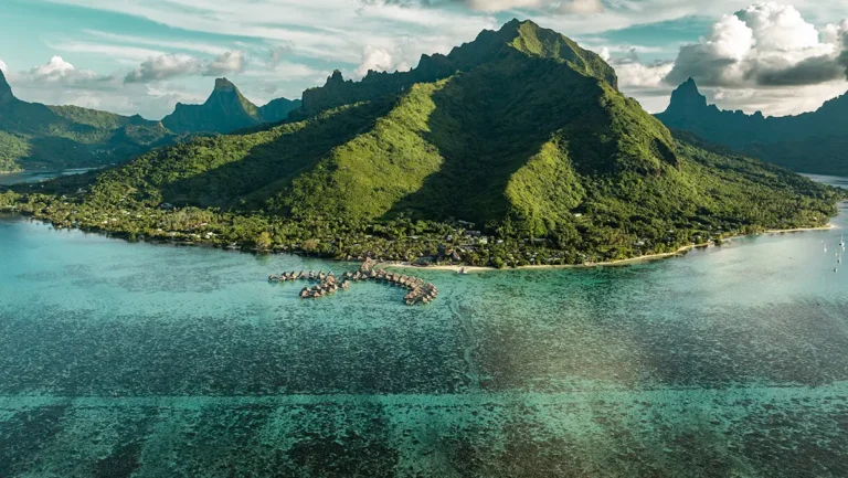 Hilton Moorea Lagoon Resort Tahiti - hero