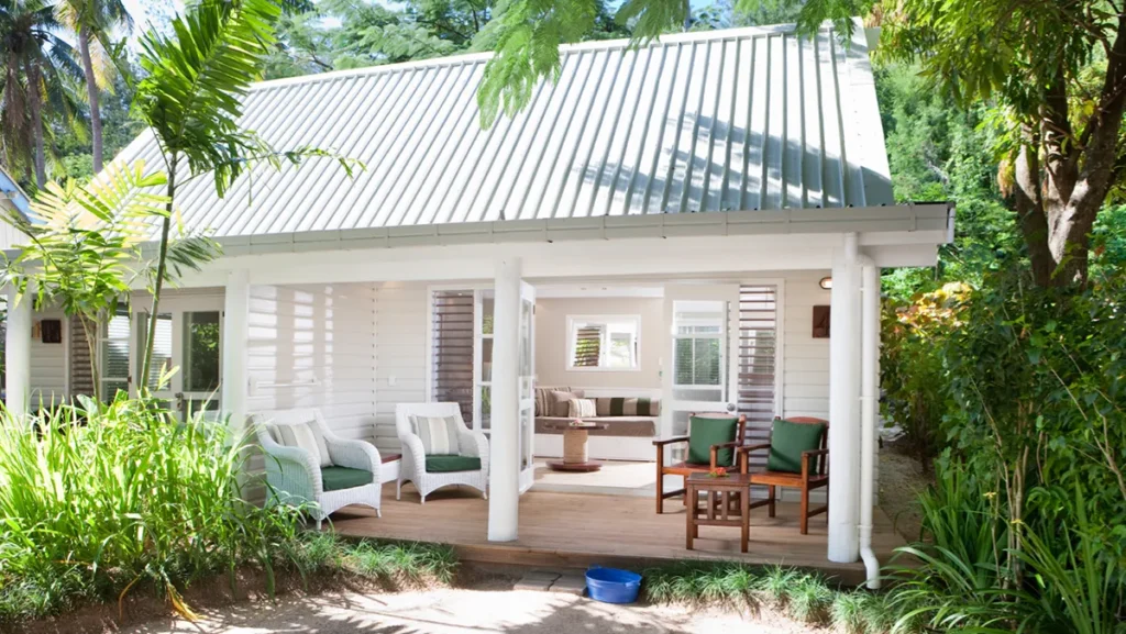 Malolo Island Fiji - Island Bure