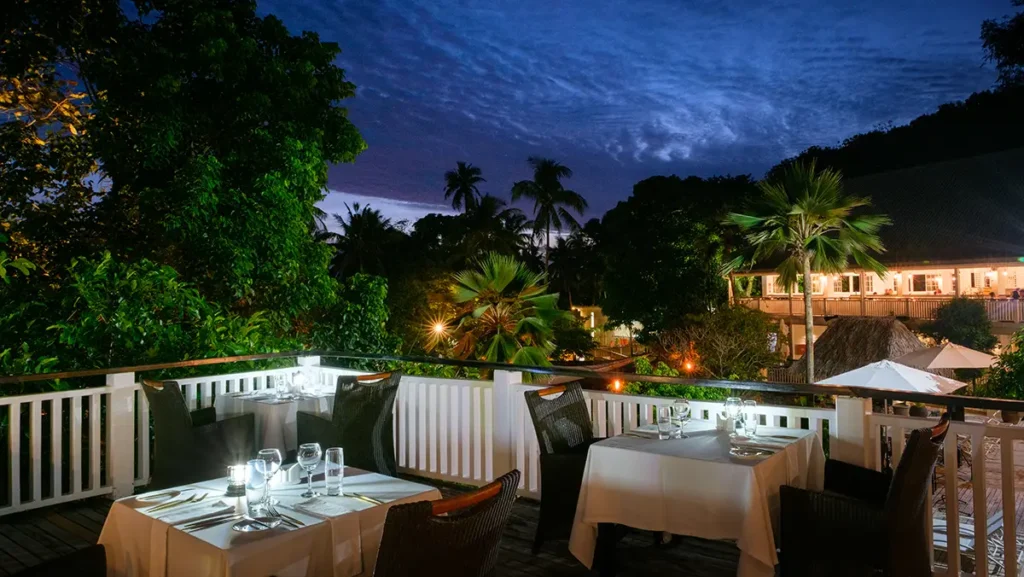 Malolo Island Fiji - Treetops restaurant