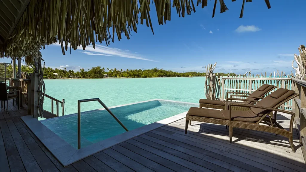 InterContinental Bora Bora Resort & Thalasso Spa Tahiti - beach pool view ©RomeoBalancourt