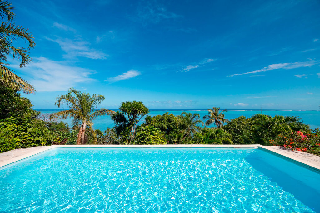 Island Escapes Villa Hoe 00020 VillaHoeTahitiHomes©gregoirelebacon
