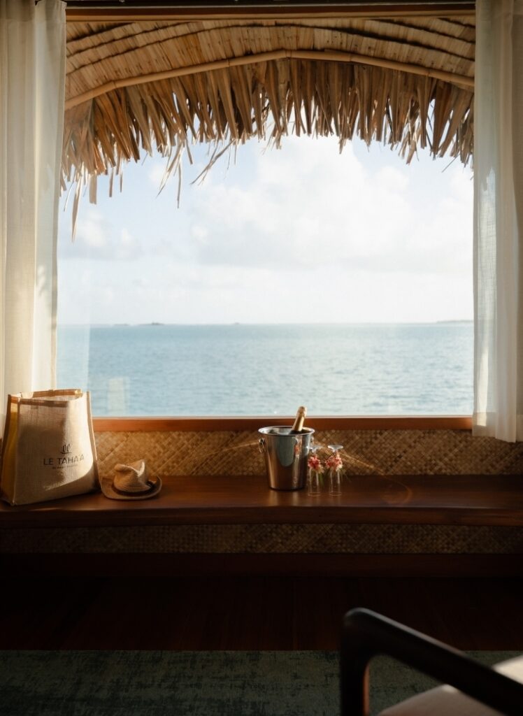 Le Tahaa End Pontoon Overwater Suite 360 Views French Polynesia
