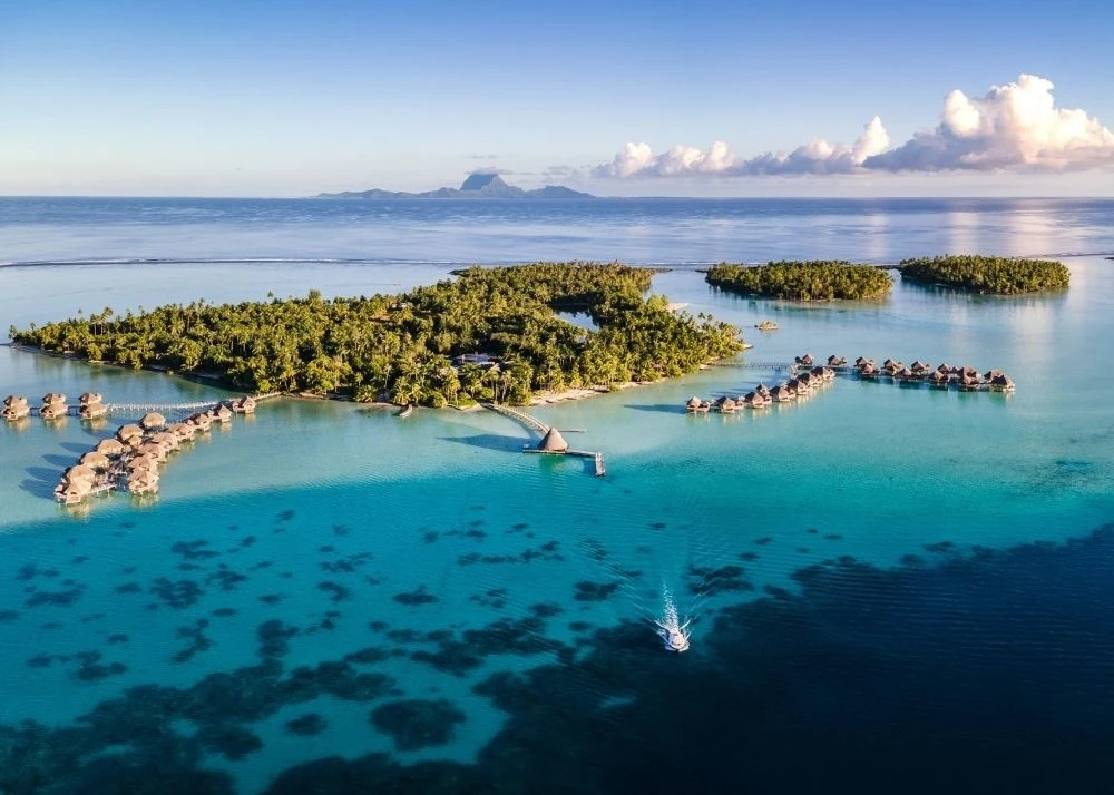Le Tahaa Overwater Bungalows Lagoon Aerial View Tahiti Island Escapes Tahiti Resorts Island Escapes