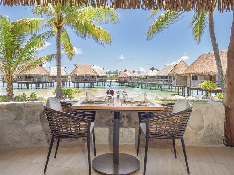 Le Tikehau Poreho Restaurant Lunch Overwater Tahiti Tahiti Resorts Island Escapes