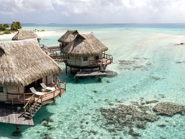 Le Tikehau Premium Overwater Bungalow Luxury Bathroom Gold Bathtub Tikehau Atoll