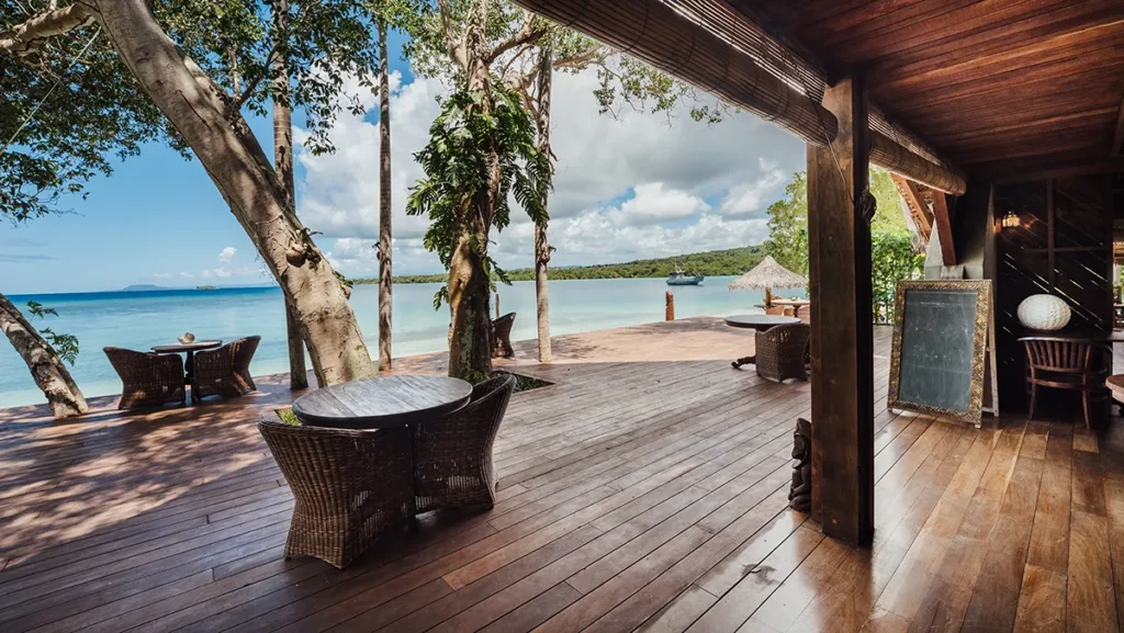 Ratua Island Resort Vanuatu - restaurant deck