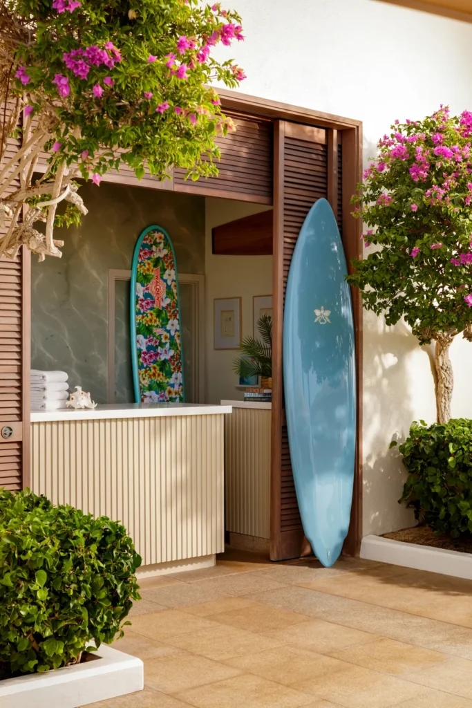 island escapes hawaii holidays halekulani surf halekulani 01