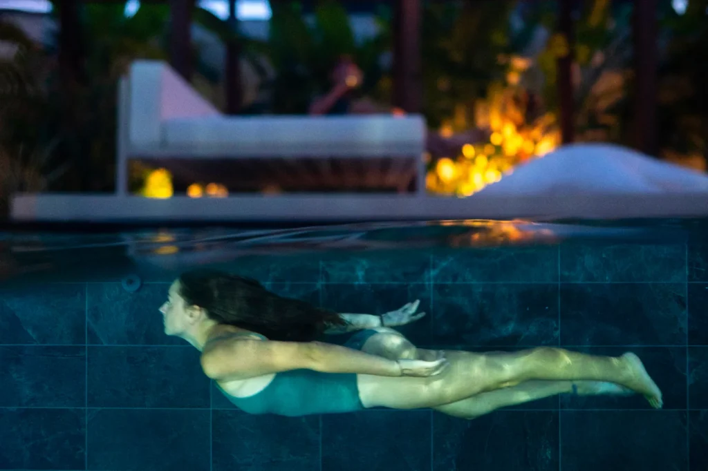 oro paraoa villa moorea pool 01
