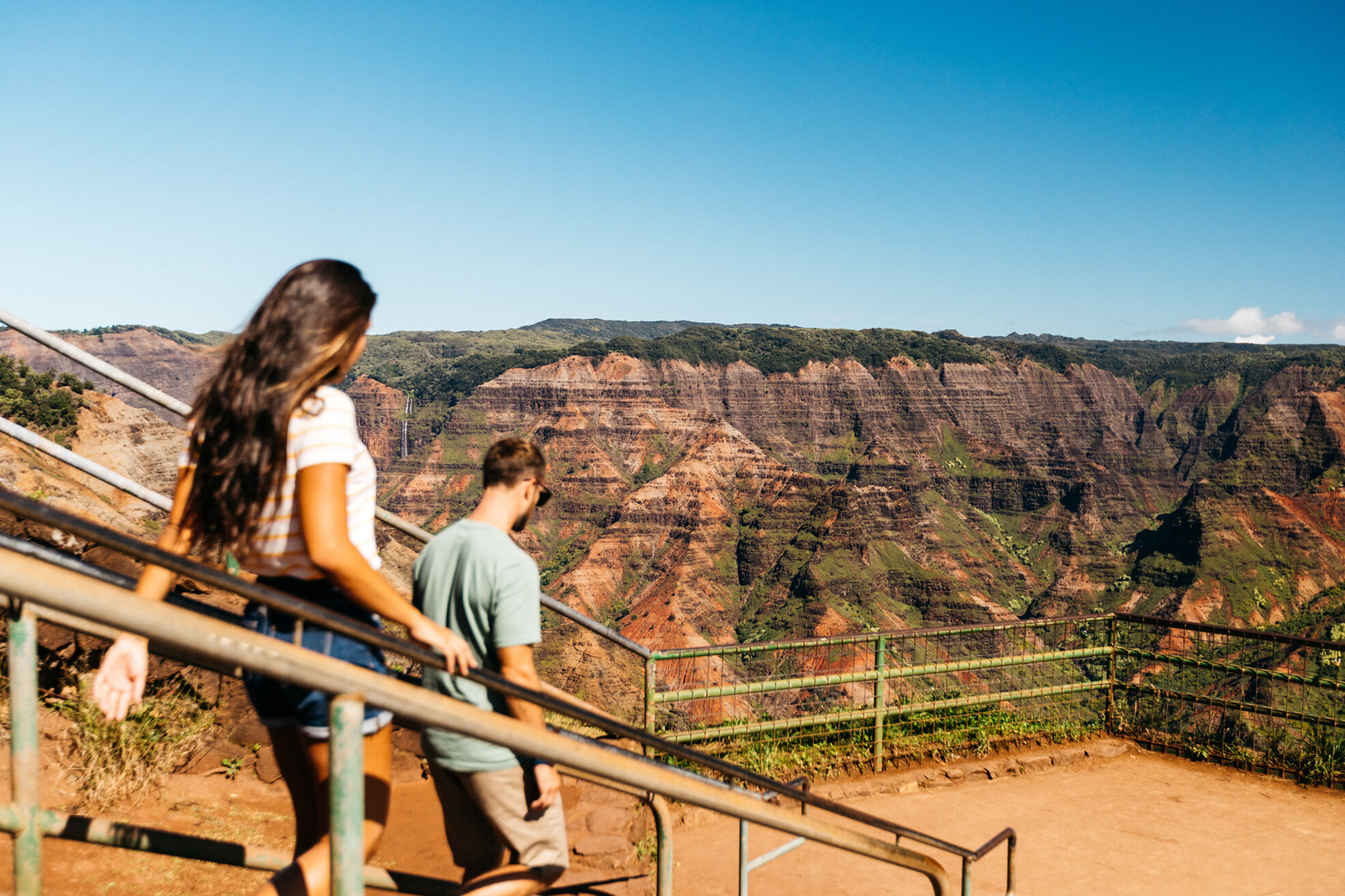 people walking to the waimea canyon lookout viewpoint waimea canyon lookout kauai 18203 jpg